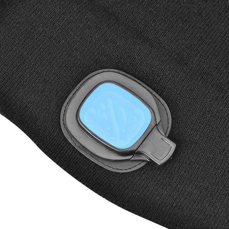 CampsBerg - Outdoor Beanie with Built-in LED